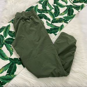 Calia Journey Runched Crop Pants 791